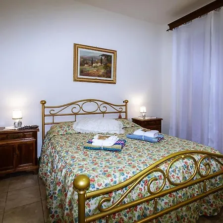 Valdera Toscana Vacanze *